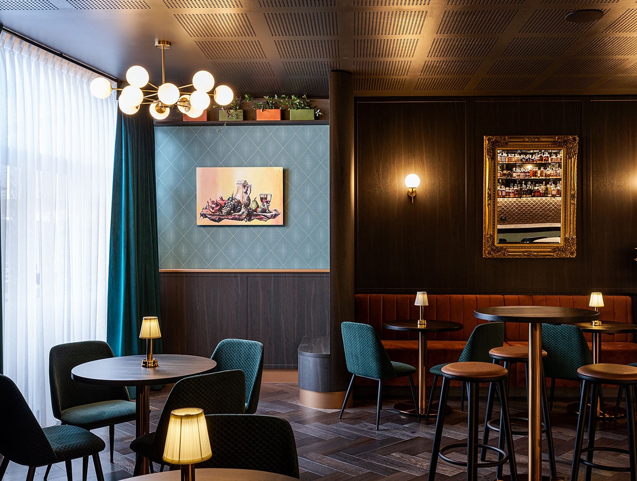 Havwoods Bellmore Herringbone Timber Flooring - Bar Urbane, TAS